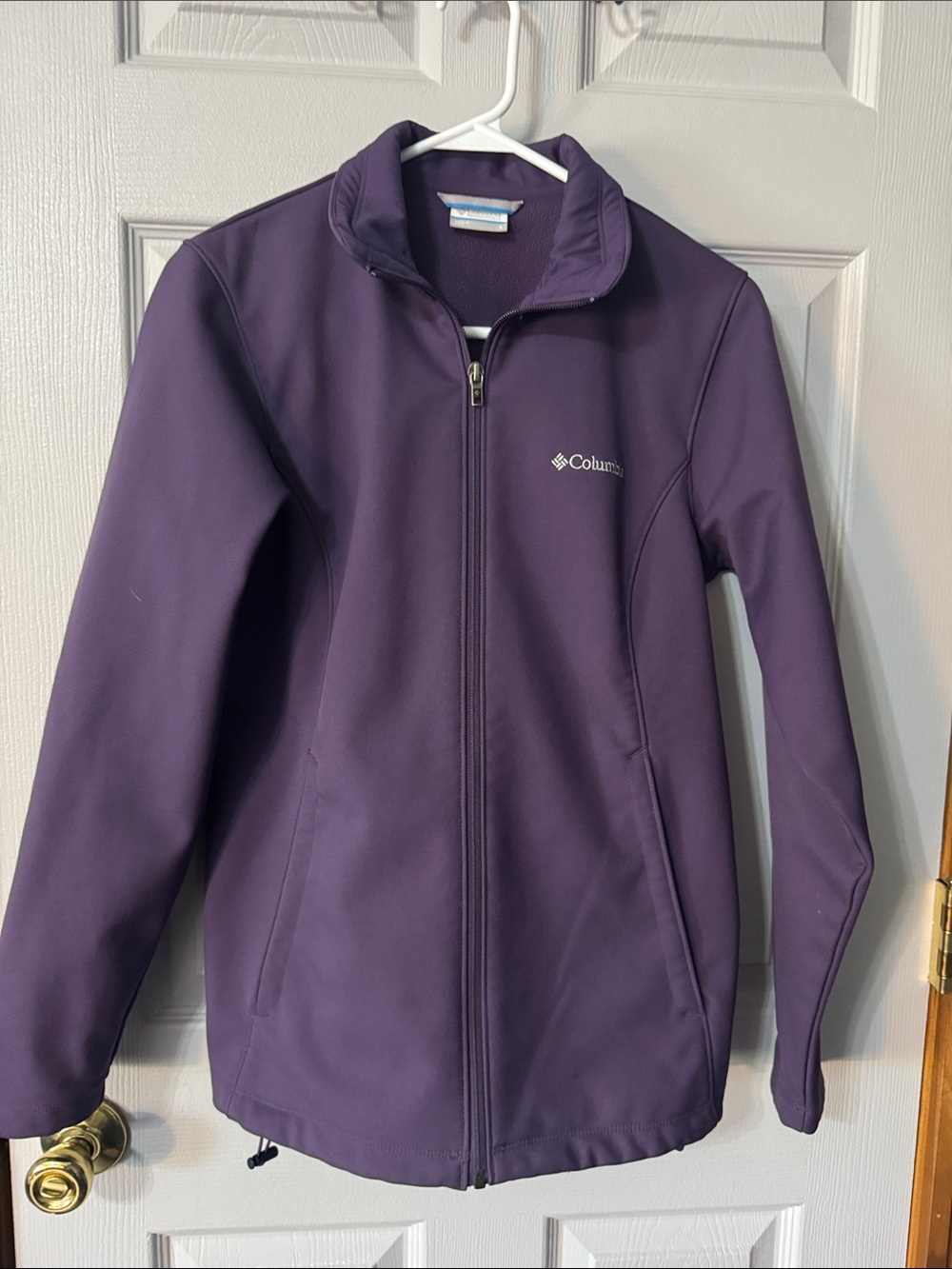 Columbia Women’s Purple Softshell Jacket